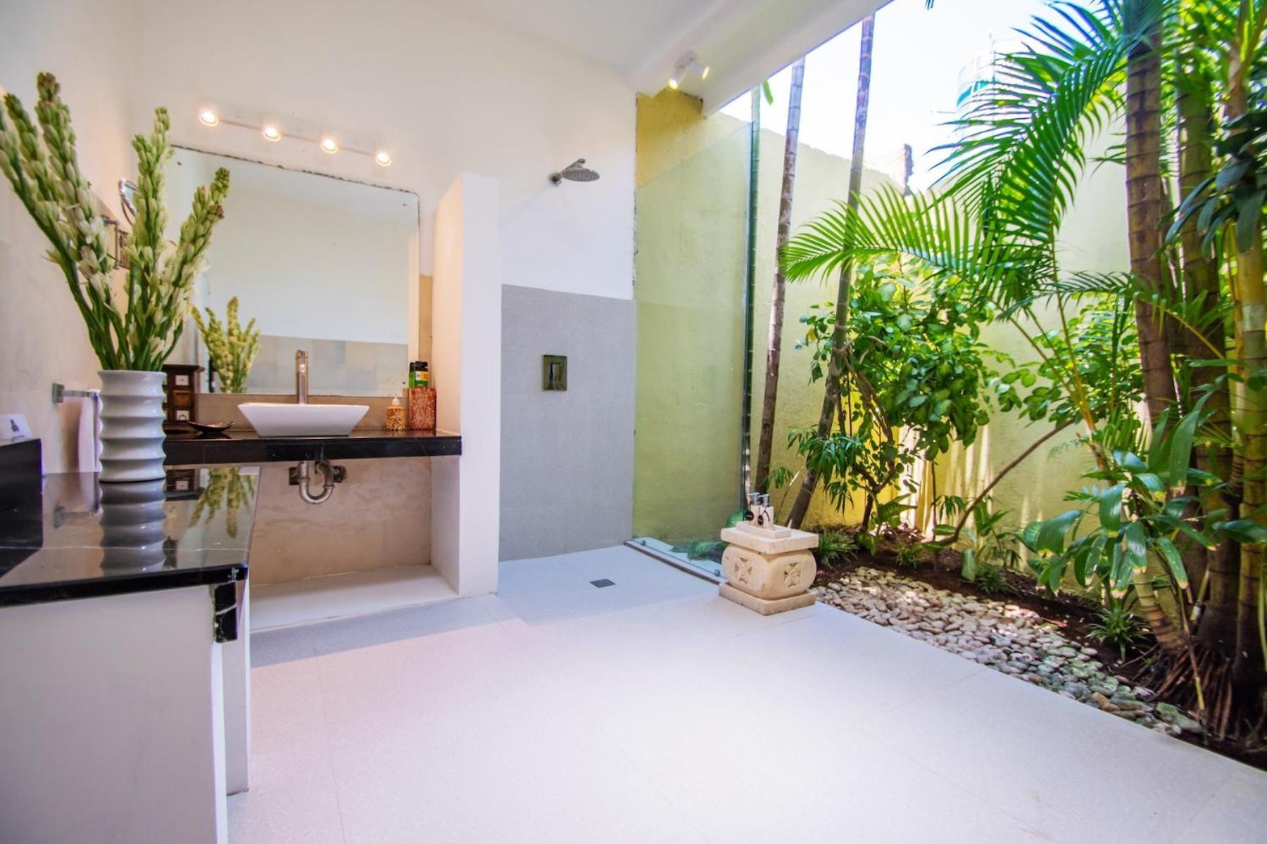 Sitara Villa Seminyak Esterno foto