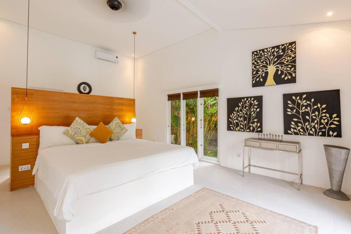 Sitara Villa Seminyak Esterno foto
